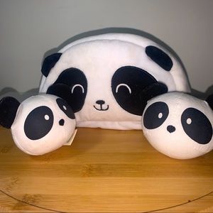 KiwiCo Panda Crate - Explore with Me - Panda Plush Tissue Holder plus 2 Babies